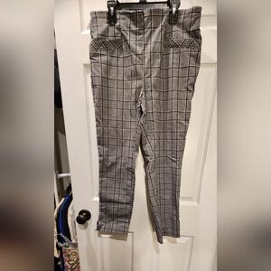 Joe B cropped dress pants